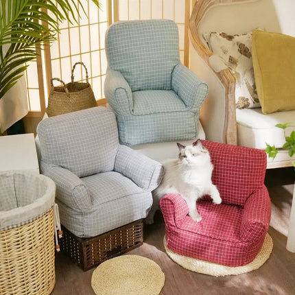 Petit fauteuil pastel pour coin cosy – Ambiance bohème naturelle
