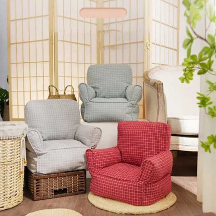 Petit fauteuil pastel pour coin cosy – Ambiance bohème naturelle