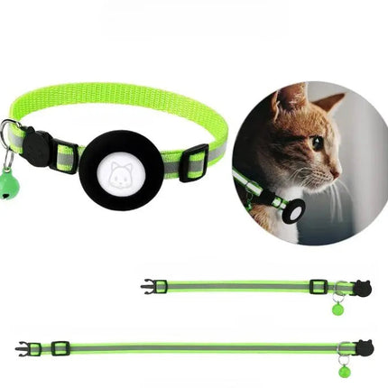 Collier réglable vert et noir avec clochette et médaillon ludique