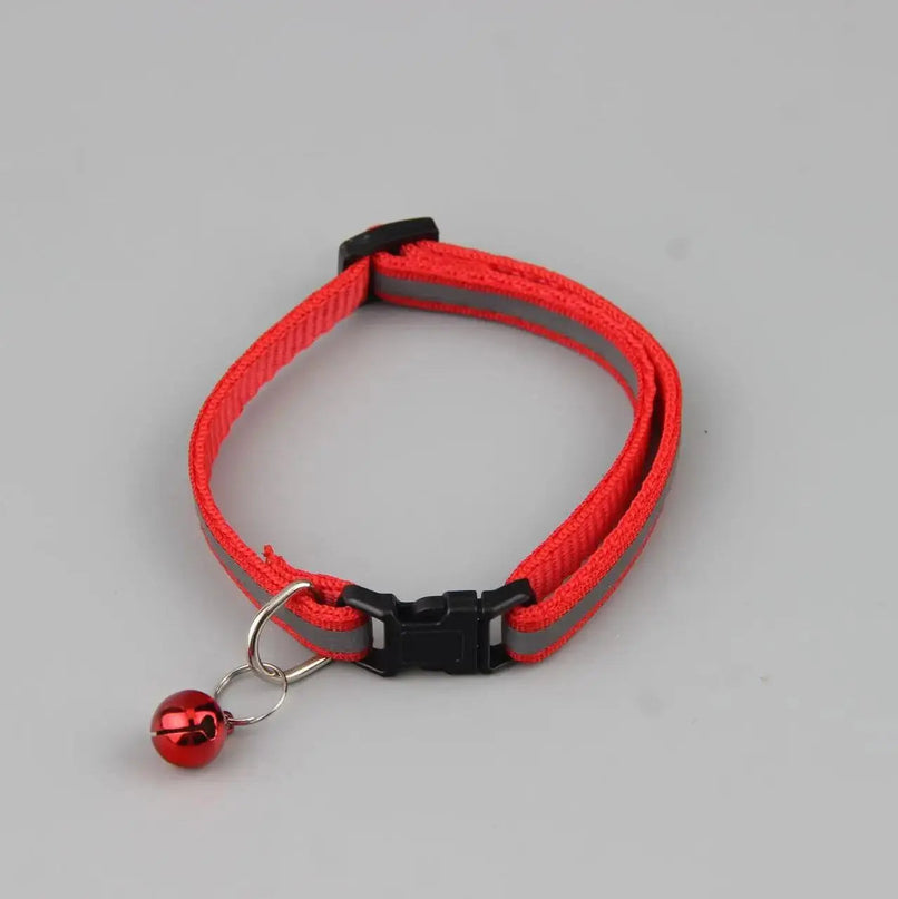 Collier Rouge avec Clochette Brillante