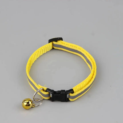 Collier Rouge avec Clochette Brillante