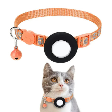 Collier Discret Noir avec Grelot et Médaillon Central