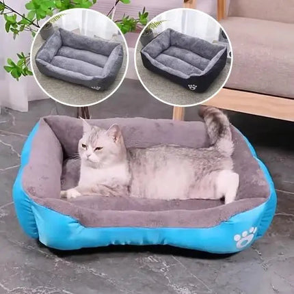 Lit rectangulaire pour chat avec bords relevés et intérieur doux en peluche