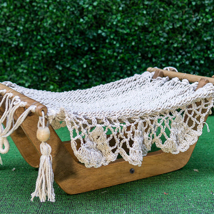 Hamac Artisan Crocheté avec Base en Bois pour Moments Paisibles