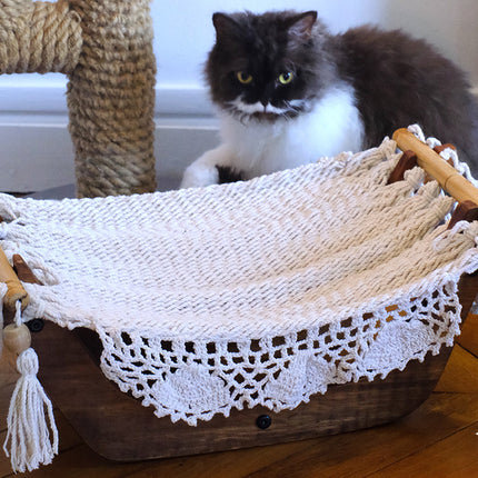 Hamac Artisan Crocheté avec Base en Bois pour Moments Paisibles