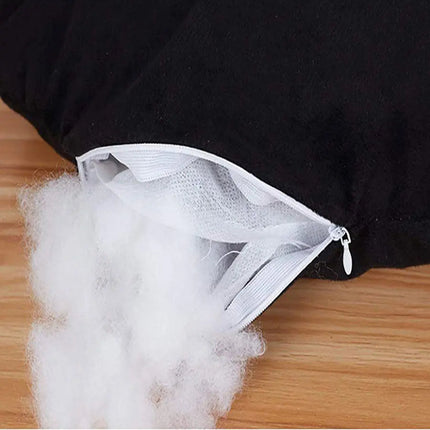 Refuge Chaleureux pour Chat en Forme de Tête de Chat Noir