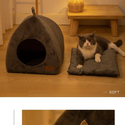 Abri Triangulaire Douillet pour Chat avec Intérieur Polaire