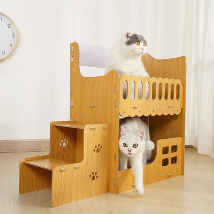 Maisonnette d'escalade ludique pour chats avec espaces ouverts et jeux