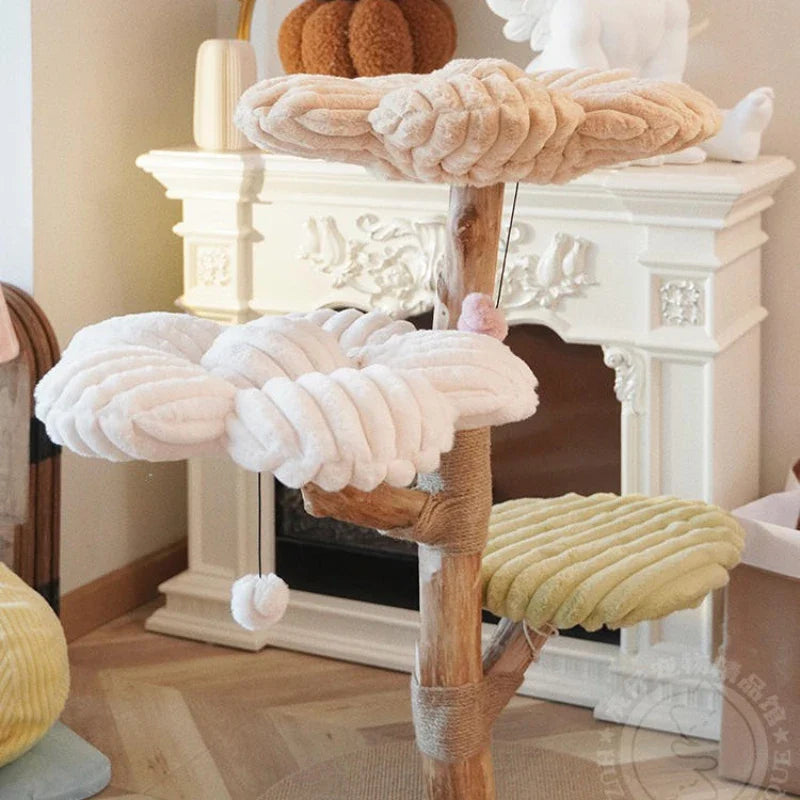Arbre à chat design avec plateformes torsadées et tons pastel