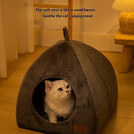 Abri Triangulaire Douillet pour Chat avec Intérieur Polaire