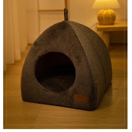 Abri Triangulaire Douillet pour Chat avec Intérieur Polaire