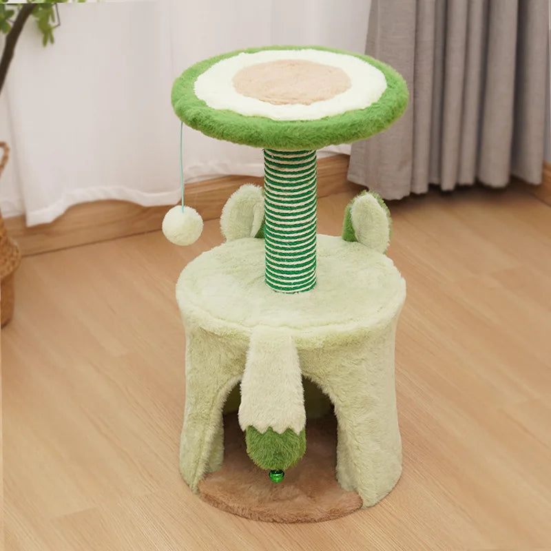 Arbre à chat compact ludique vert avec plateforme feuille et accessoires suspendus
