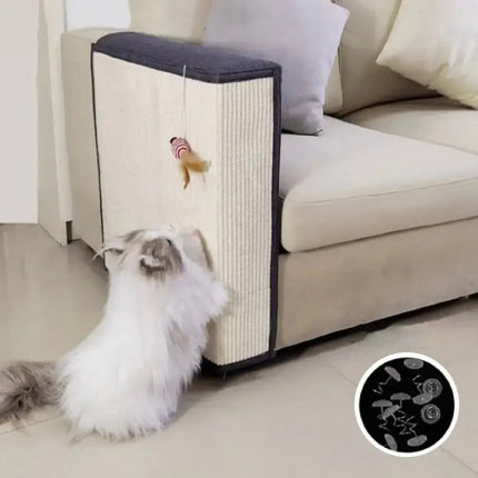 Surface ludique minimaliste pour chats avec jouet suspendu