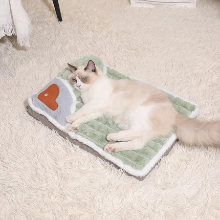 Coussin Rectangulaire Douillet pour Chat avec Décor Cœur