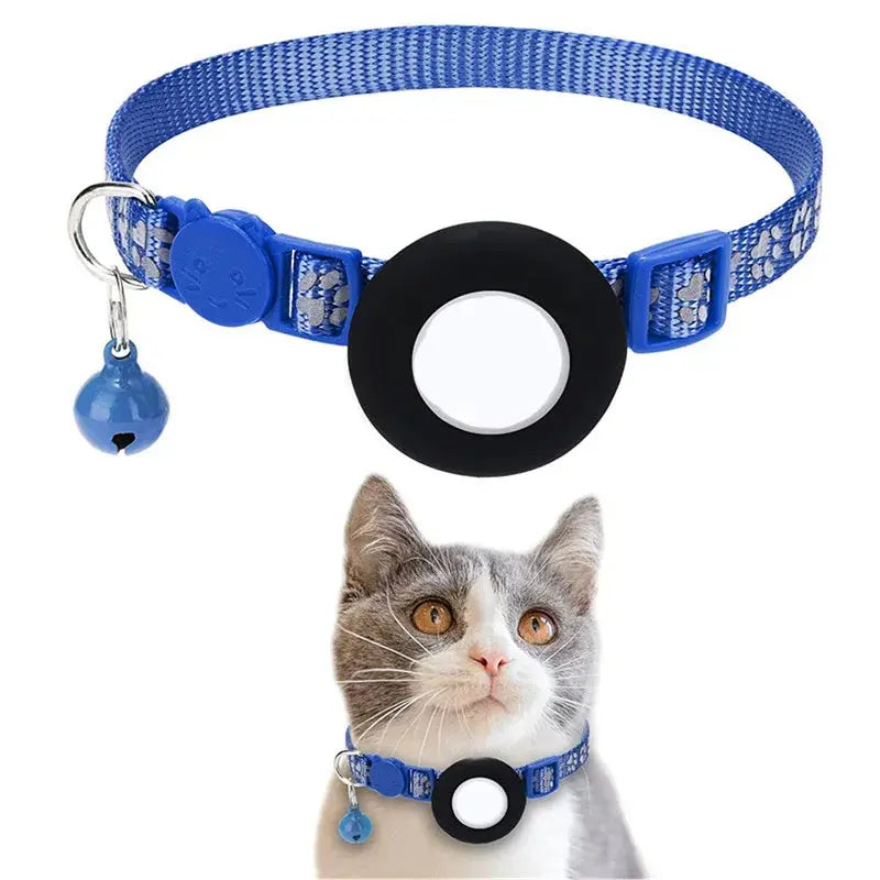 Collier Discret Noir avec Grelot et Médaillon Central