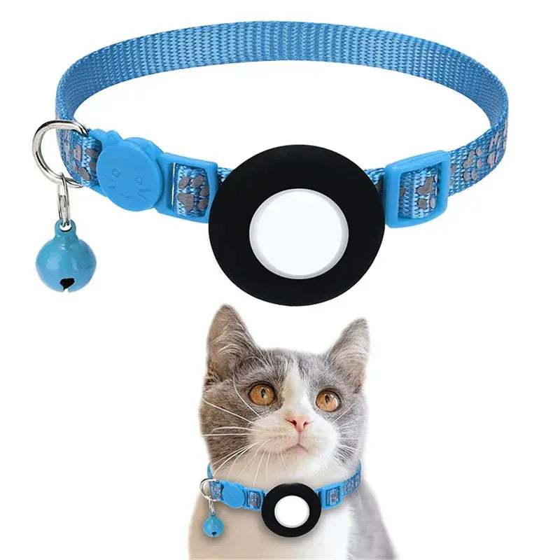 Collier Discret Noir avec Grelot et Médaillon Central