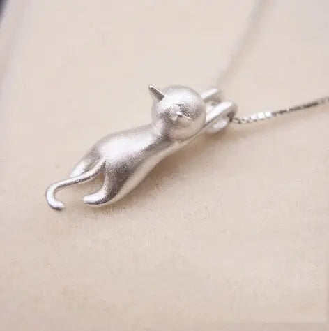 Pendentif Silhouette Féline Minimaliste Suspendu