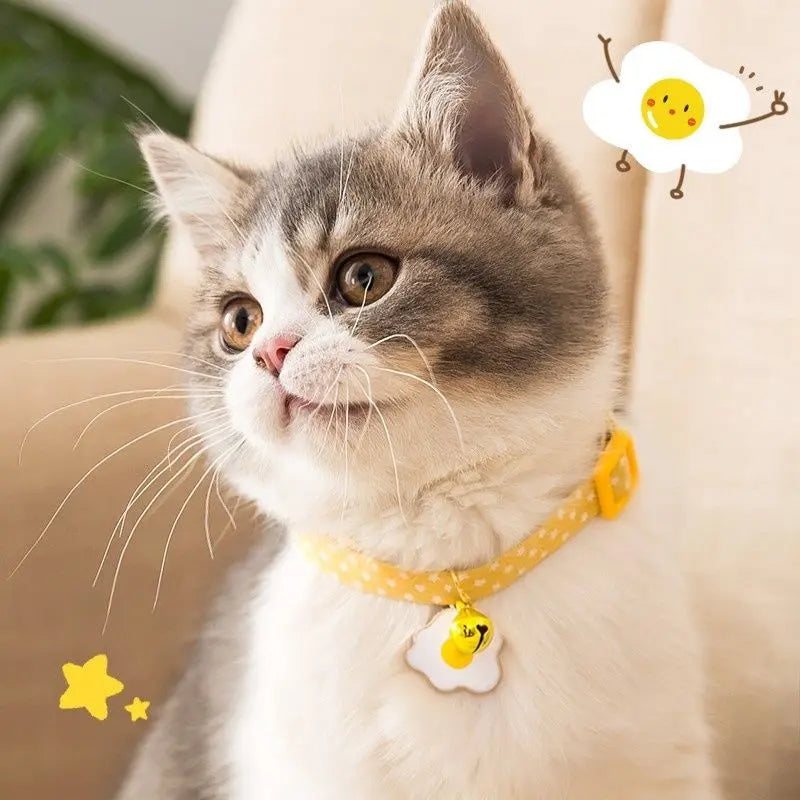 Collier Mignon Jaune à Pois avec Clochette et Charm œuf