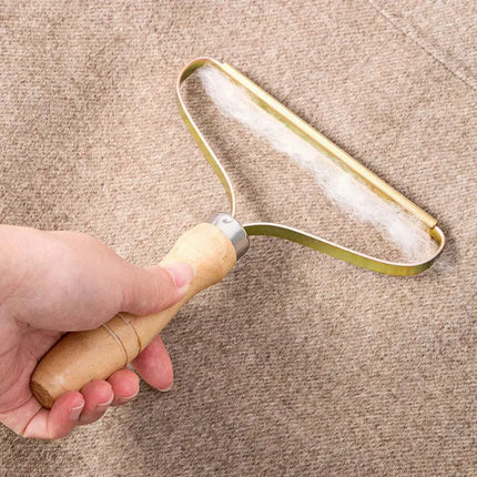 Râteau Manuel Anti-Peluches pour Tissus et Laine
