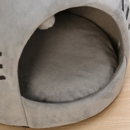 Abri Douillet pour Chat en Forme de Tête Féline avec Balle Suspendue
