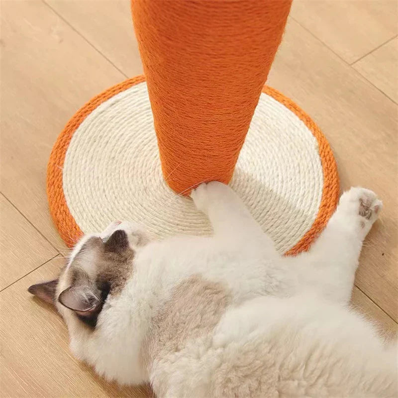 Griffoir Original en Forme de Carotte pour Chats