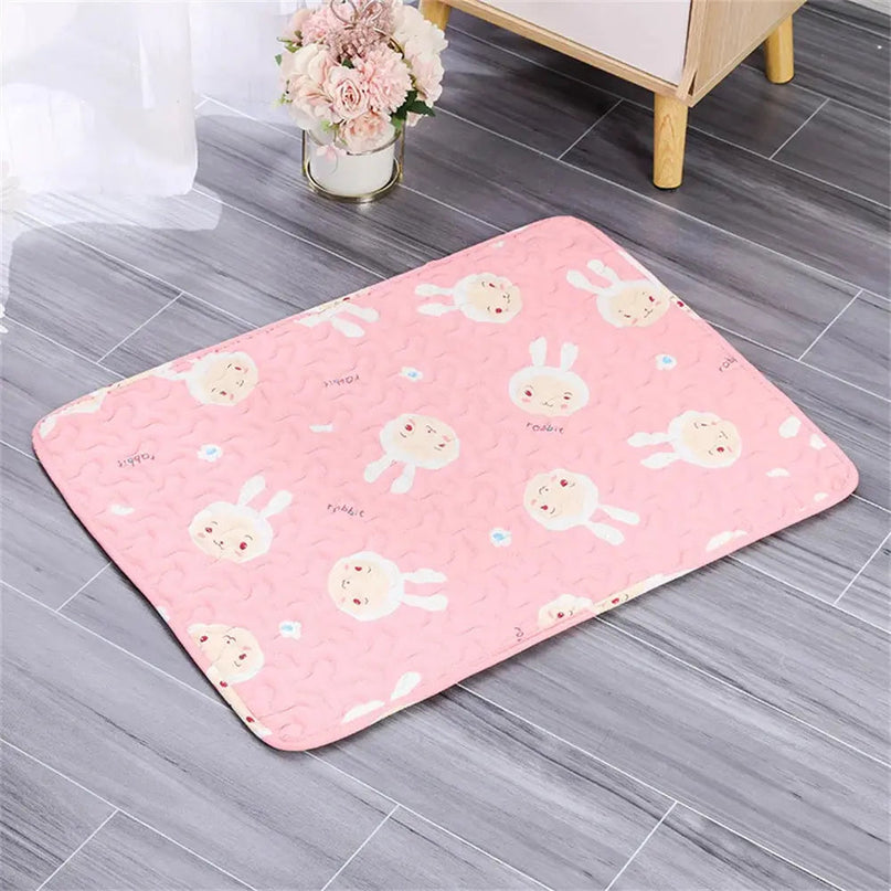 Tapis Rose Mignon à Motifs Lapins - Espace Détente pour Animaux